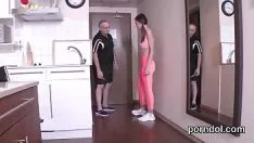 Reproducir jolly civilismissy se emociona y entrena por su anciano sabio