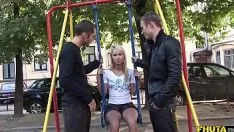 Redare Adolescent rusesc fugit pentru un orificiu dur