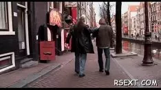 تشغيل رجل متوحش يبحث في أمستردام