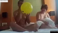 Reproduzir A estaca da onda e o fodido