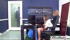 Odtwórz Bosomy hot missy (layla john griffith chaney) spanged wyrażona w mocy mov-17