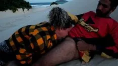 চালান আমি রাতের বেলা বিটিওর প্রান্তে একটি অপব্যবহার পেয়েছি এবং প্রত্যেকের পাশের পথ জুড়ে দিয়েছি