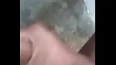تشغيل هدية صبي الكوبي نهر الحليب