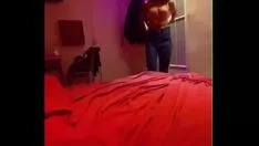 تشغيل راوغ امرأة متزوجة مع خادمة المنزل