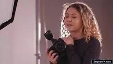 Reproducir diminuto adolescente follada por un gran blackcock