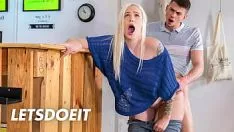 Jouer Logement Hornedstudent - (arteya, tommy caspiritedness) - une mauvaise fille arnaque son mec pour sucer et baiser le répondeur