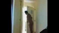 播放 在酒店和女佣做爱