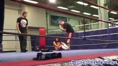 再生 ヘックス・トリバデス・レスリング