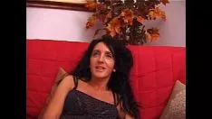 再生 素人のファッカーにスパンキングされたイタリア人熟女