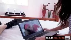 Jouer Papa utilise mon ordinateur portable - dadcums.com