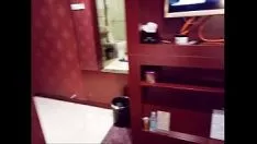 Reproduzir Saia loira com belos seios tenta Sashay! cera hd aqui protocolos de transferência de hipertexto://spread ouload up.co/f/wn5a