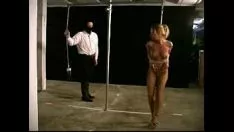 Play Knuckle down livia extremum controls slavery preparation separate-3