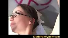 播放 令人愉快的挥霍工作婴儿诱导 11 01