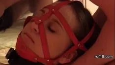 Reproduzir Sexo de escravidão adolescente não expurgado