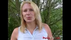 Jouer Si je ne la baise pas malgré mon minou !!! français non professionnel