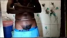Reproduzir Tomar banho