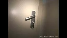 চালান নেদারল্যান্ডস থেকে স্বর্ণকেশী milf spang