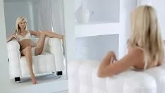 চালান নোমি - চাওয়ার আয়না