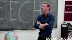 تشغيل جولي برونيه تضاجع مدرس اللغة المنطوقة