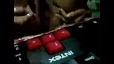 تشغيل قطة صغيرة
