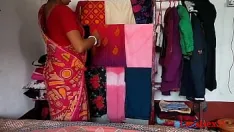 Redare Soția slujitoarei din sat sex în proprietarul casei (video oficial de localsex31)