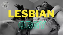 Reproduzir Lésbicas famintas lambendo e dedilhando xoxotas latinas na webcam