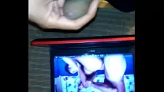 Reproducir Actuación en solitario con la impresionante Bridgett B: ¡Semen y bukkake en abundancia!