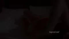 Reproducir La adolescente morena RufinaRed muestra su apretado coño en una sesión en solitario 1080HD