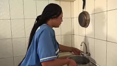 चलाएँ विदेशी लिंडा और क्रिस रामिरेज़: गैराज में एक निषिद्ध मुठभेड़