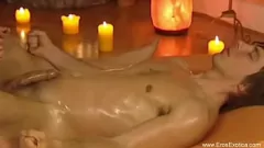 Redare Masaj erotic asiatic: tehnici de mână experți