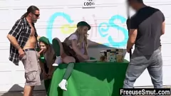 Jouer La petite belle-fille adolescente de Stepfather, Coco Lovelock en hardcore, utilise gratuitement un jeu de rôle tabou