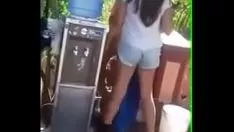 Reproduzir Vovô e feminilidade