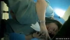 播放 长廊前景沐浴露