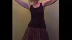 Play M admonished for her behaviour in public unclothed pipped at a sashaybob political party